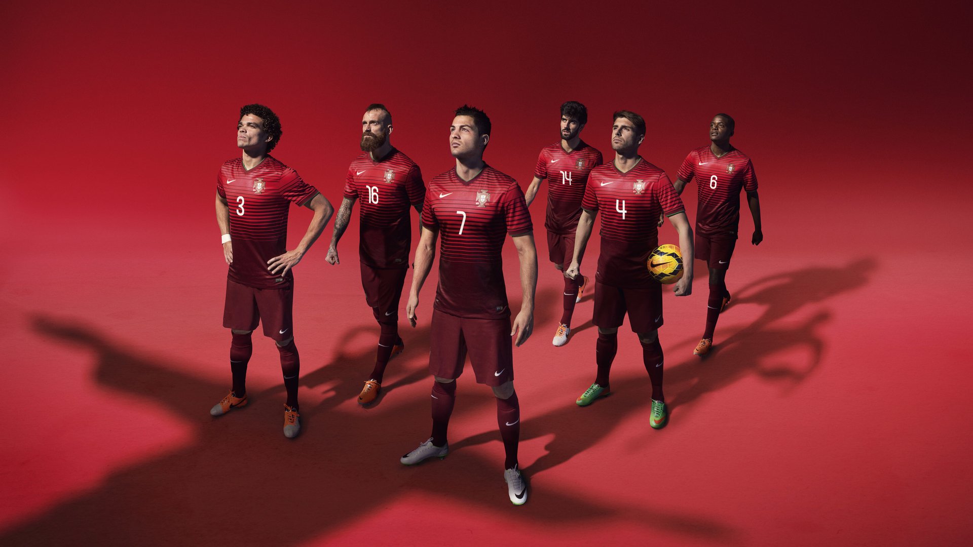 传奇教练的“秘诀”：如何打造冠军球队，传奇足球教练